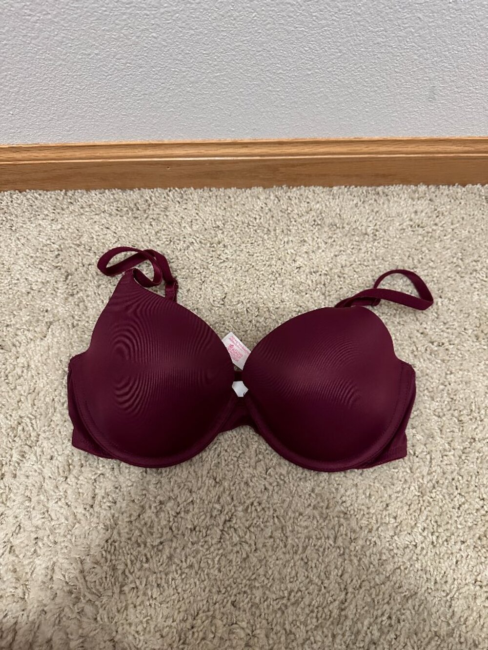 Victoria's Secret PINK Wear Everywhere Lightly Lined T-Shirt Bra Size 34C